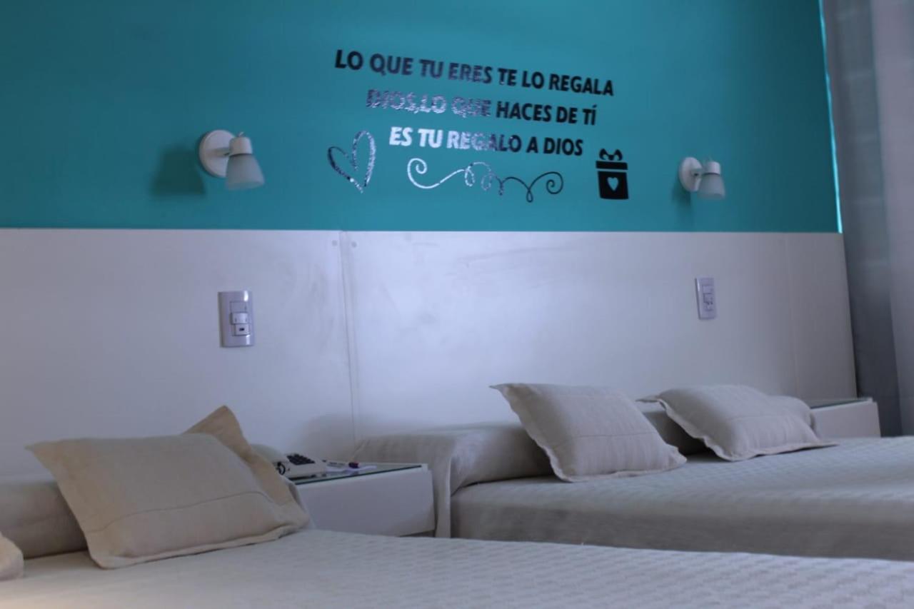 Hotel Ychoalay Caz Reconquista Buitenkant foto